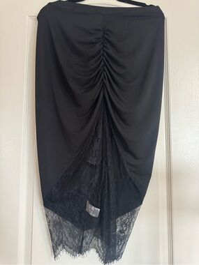 Venus Black Ruched Midi Skirt with Eyelash Lace Hem | Size Large